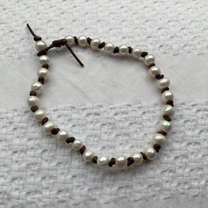 Pearl choker